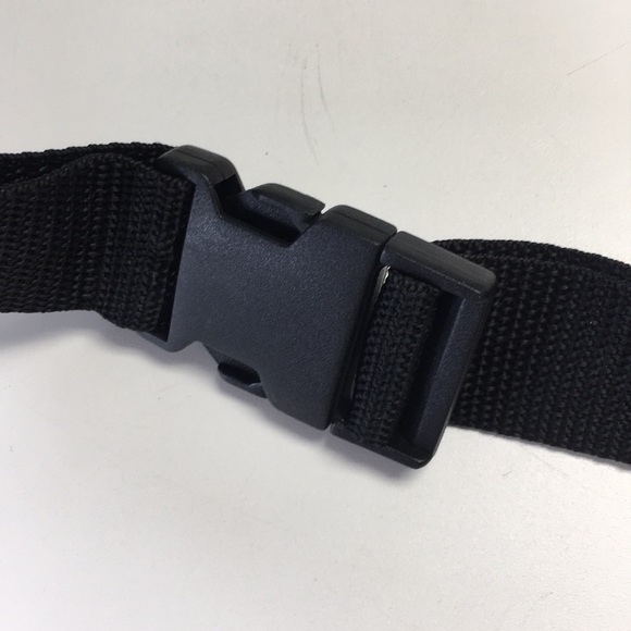 Green and Black Fanny Pack with 1 Pouch - Picture 3 of 6